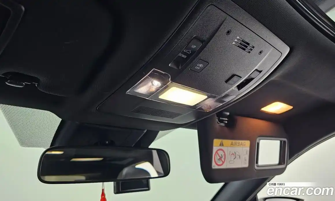 Lexus UX 2020 2.0 Автомат в Москве № 214701, фото 13