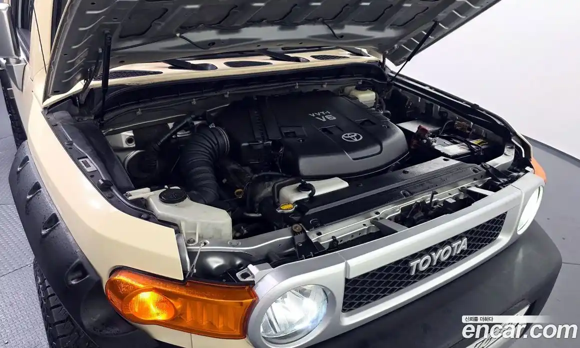 Toyota FJ Cruiser 2007 4.0 Автомат в Москве № 215544, фото 20