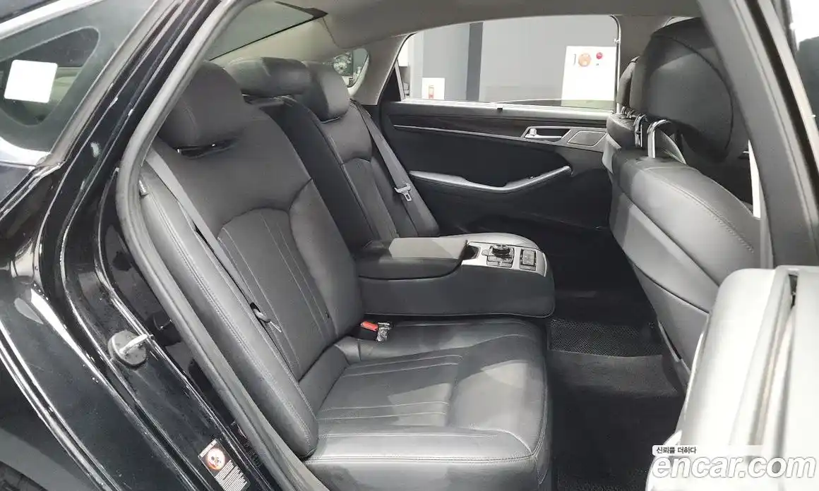 Genesis G80 2017 3.3 Автомат в Москве № 22388, фото 9