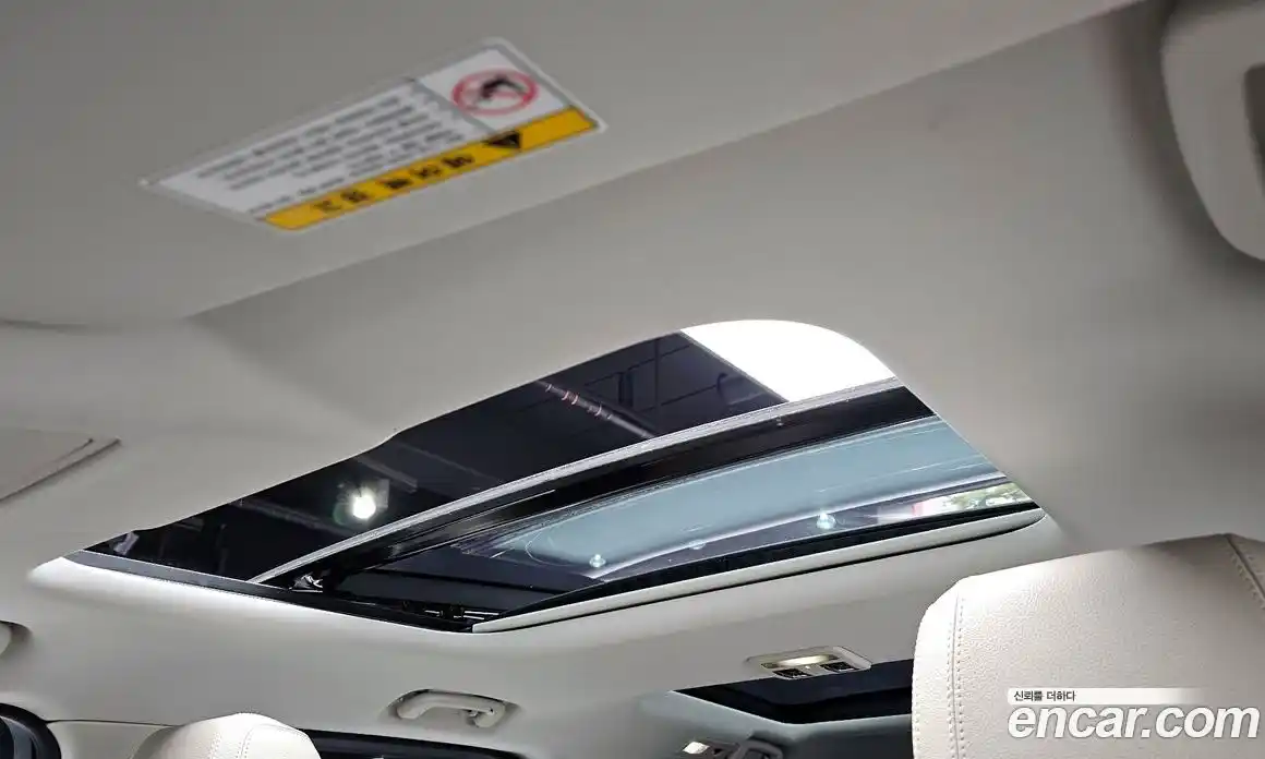 Land Rover Discovery 2018 2.0 Автомат в Москве № 228395, фото 19