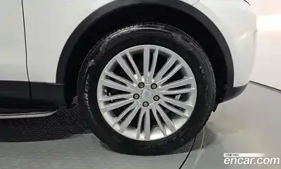 Land Rover Discovery 2018 2.0 Автомат в Москве № 228395, миниатюра 3