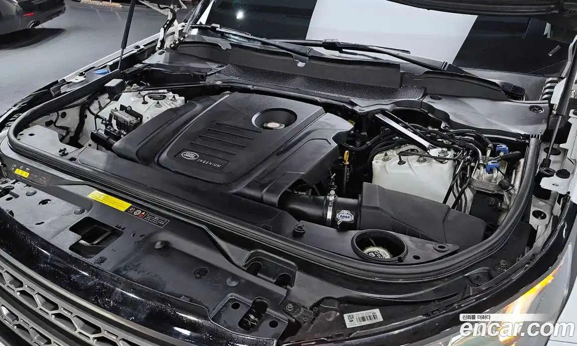 Land Rover Discovery 2018 2.0 Автомат в Москве № 228395, фото 4