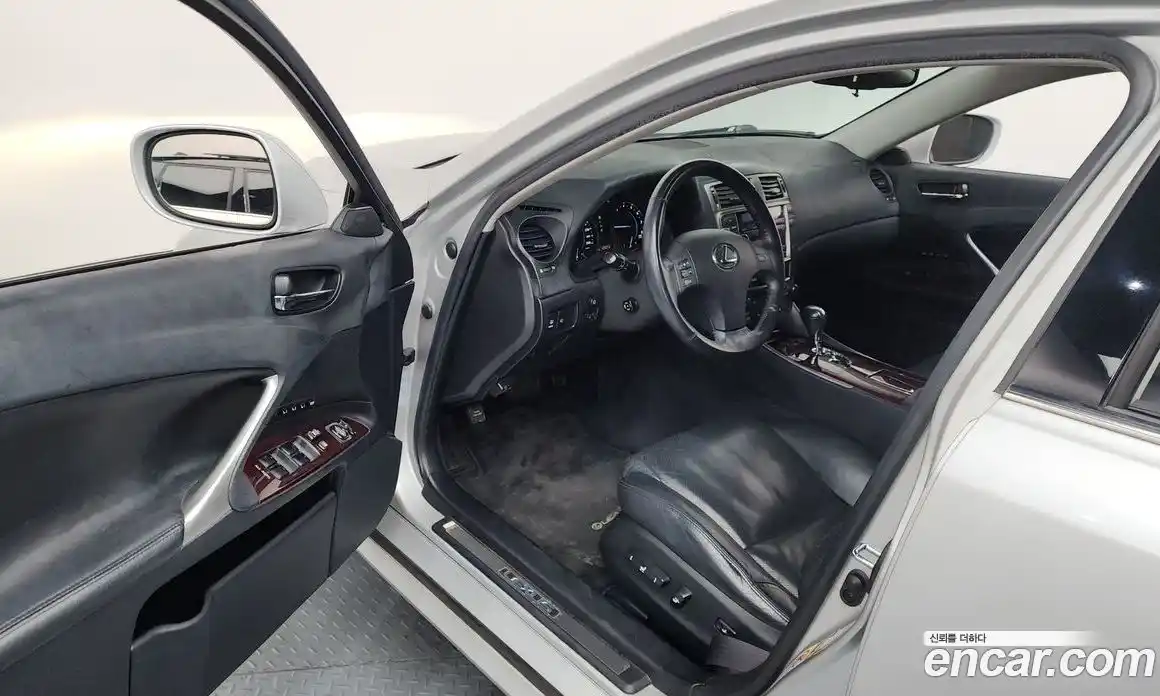 Lexus IS 2006 2.5 Автомат в Москве № 231980, фото 12