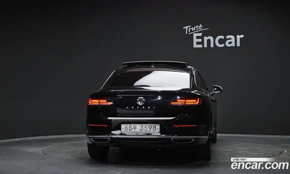 Volkswagen Arteon 2019 2.0 Автомат в Москве № 232103, фото 14