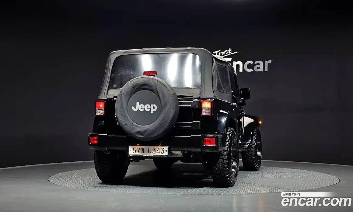 Jeep Wrangler 2016 3.6 Автомат в Москве № 232441, фото 18