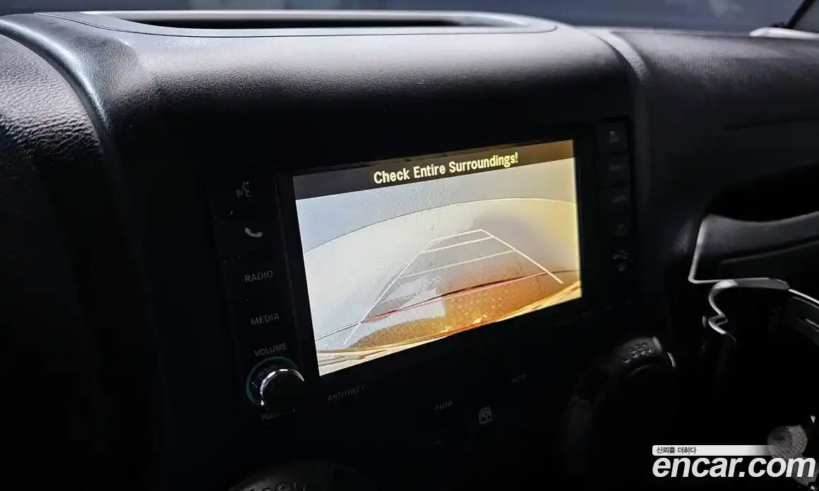 Jeep Wrangler 2016 3.6 Автомат в Москве № 232441, фото 9