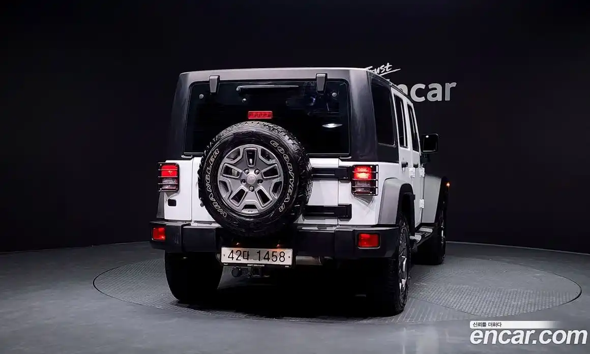 Jeep Wrangler 2017 3.6 Автомат в Москве № 232589, фото 18