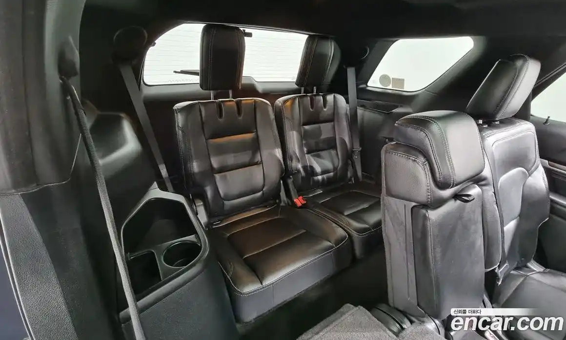 Ford Explorer 2017 3.5 Автомат в Москве № 233313, фото 12