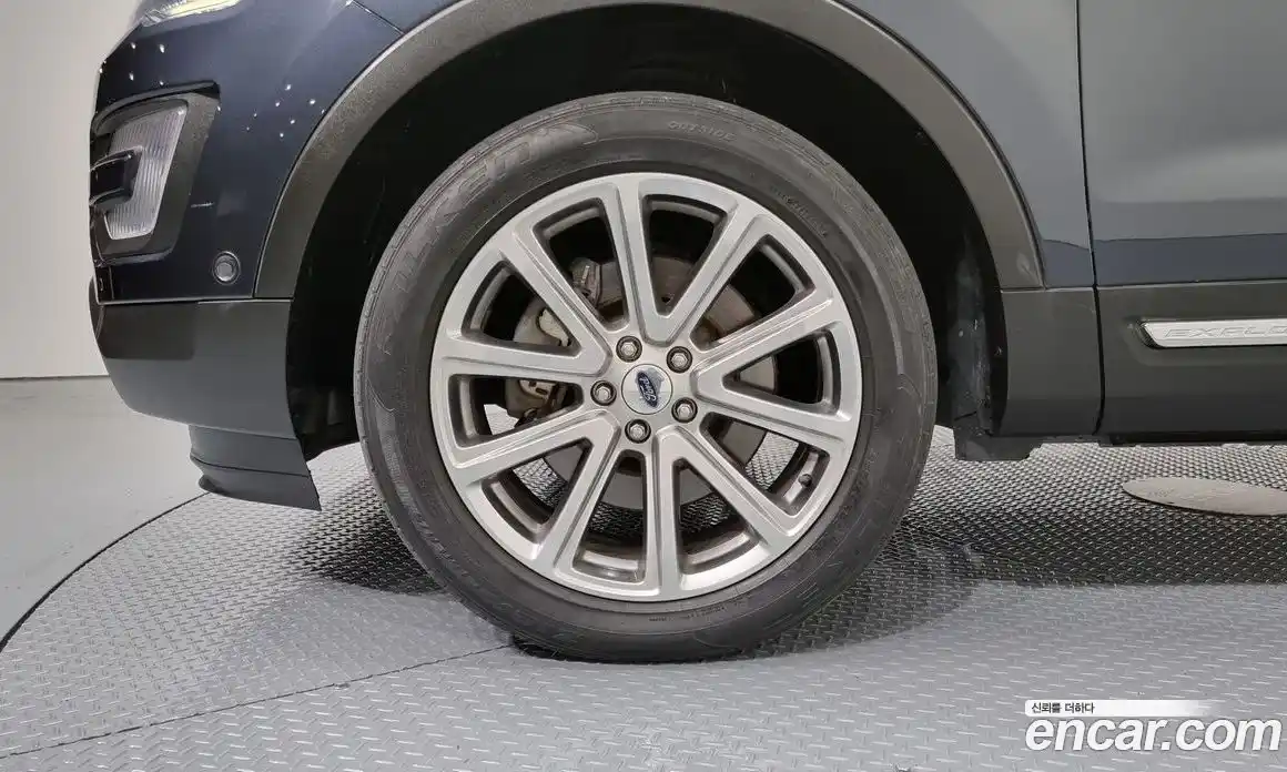 Ford Explorer 2017 3.5 Автомат в Москве № 233313, фото 17