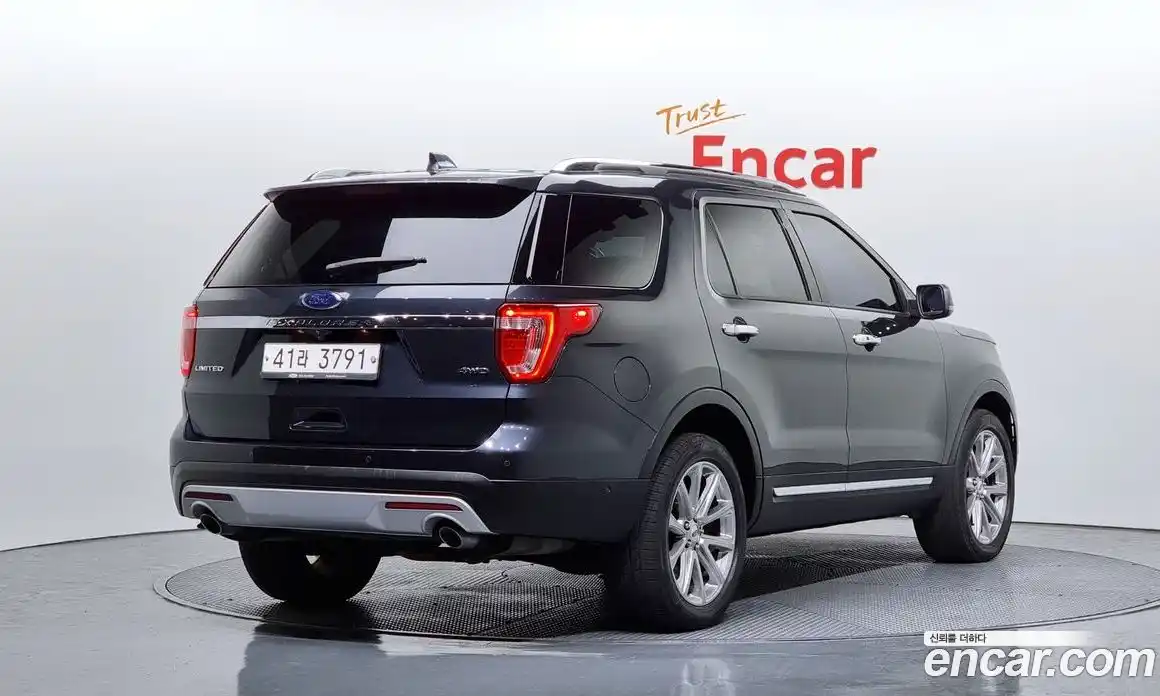 Ford Explorer 2017 3.5 Автомат в Москве № 233313, фото 2