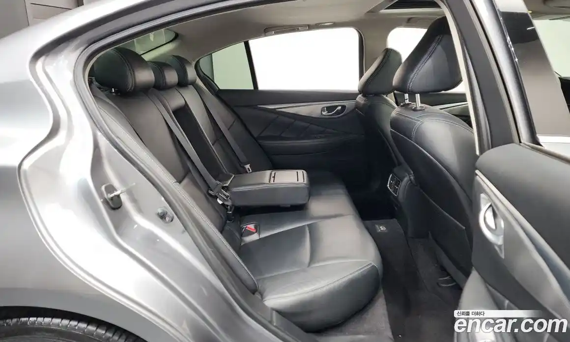 Infiniti Q50 2014 2.1 Автомат в Москве № 249685, фото 13