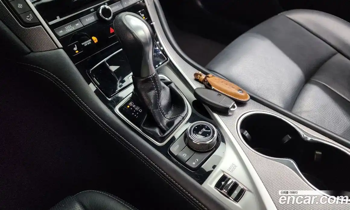 Infiniti Q50 2014 2.1 Автомат в Москве № 249685, фото 19