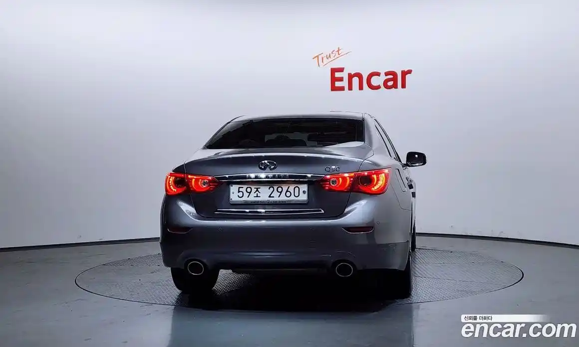 Infiniti Q50 2014 2.1 Автомат в Москве № 249685, фото 3