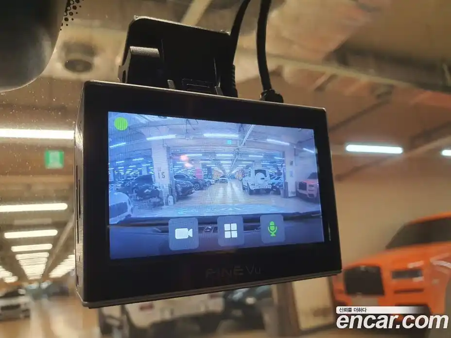 Land Rover Range-Rover Evoque 2015 2.0 Автомат в Москве № 252979, фото 18