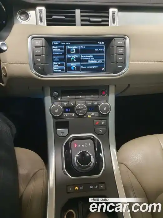 Land Rover Range-Rover Evoque 2015 2.0 Автомат в Москве № 252979, фото 10