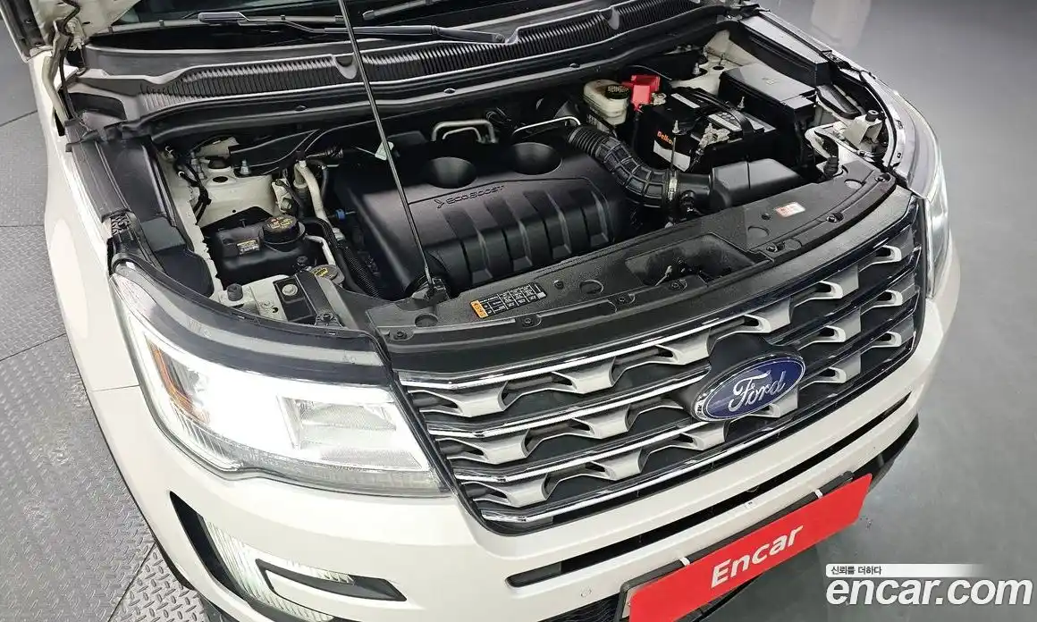 Ford Explorer 2017 2.3 Автомат в Москве № 255620, фото 19