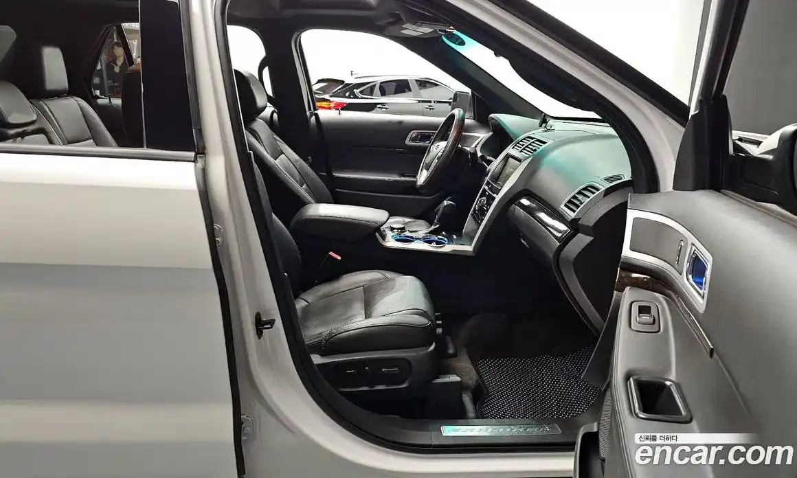 Ford Explorer 2015 3.5 Автомат в Москве № 255638, фото 1