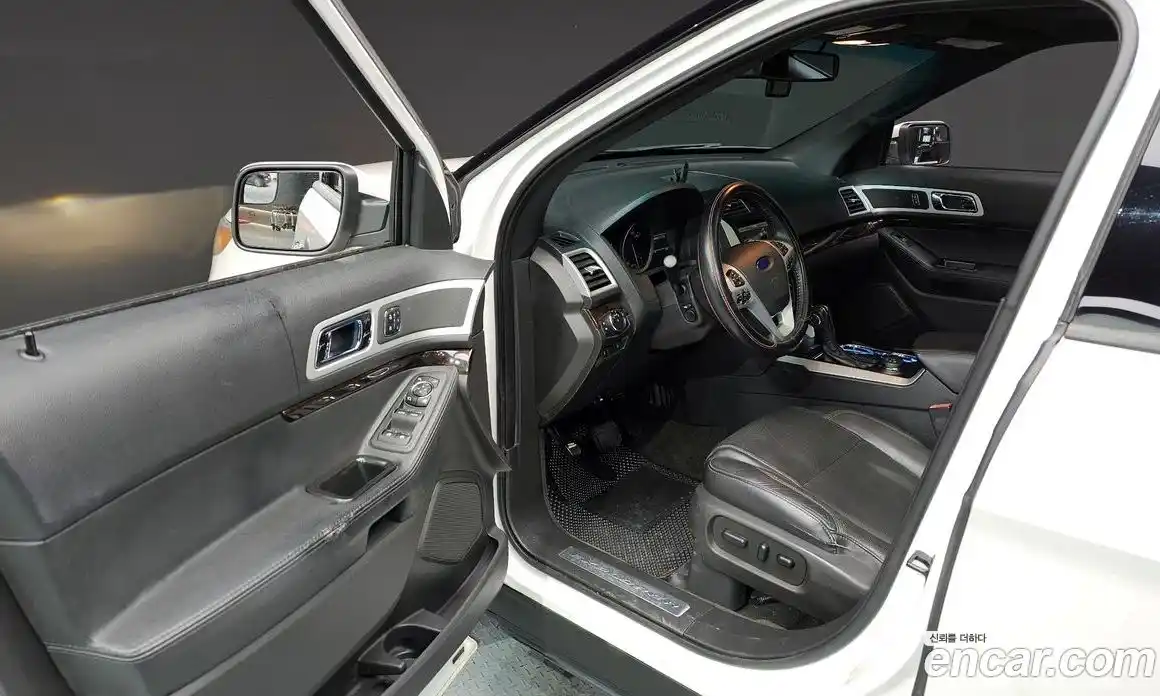 Ford Explorer 2015 3.5 Автомат в Москве № 255638, фото 13