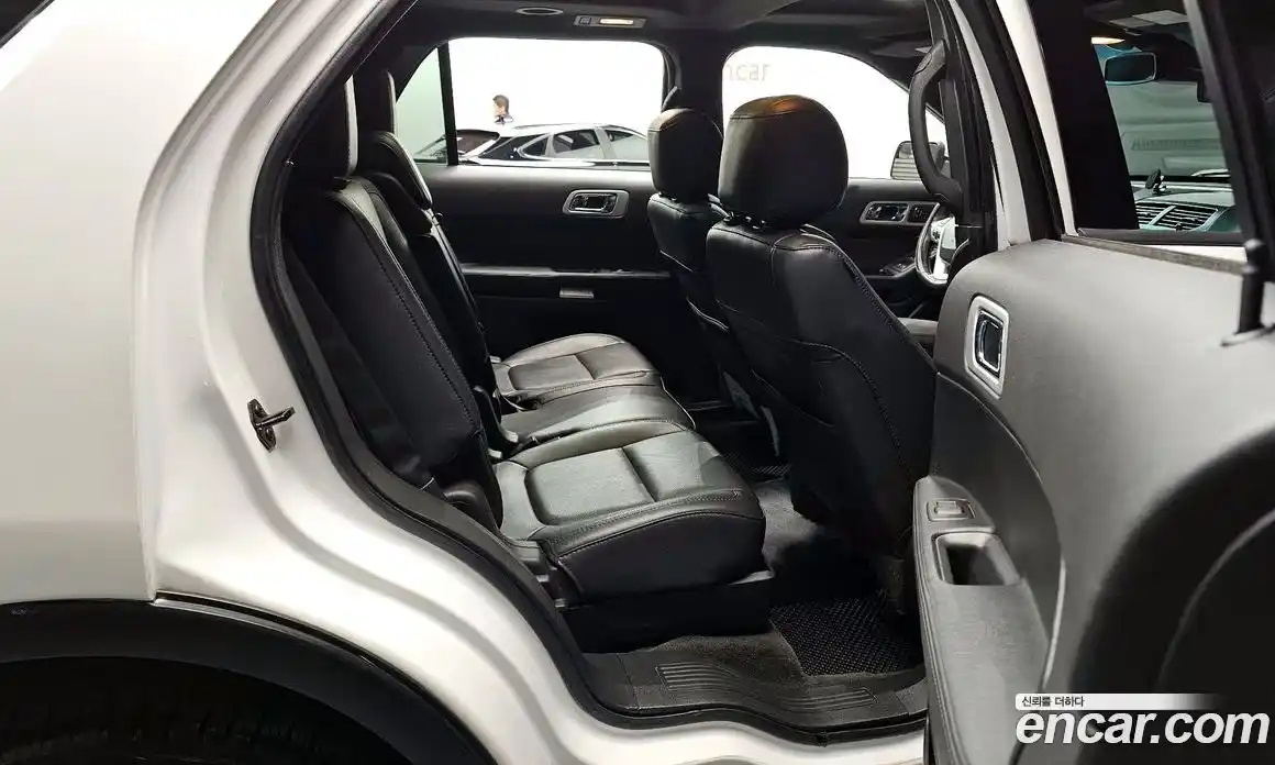 Ford Explorer 2015 3.5 Автомат в Москве № 255638, фото 18