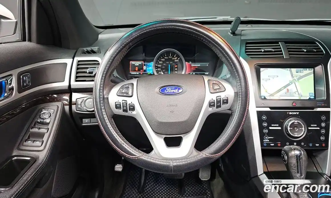 Ford Explorer 2015 3.5 Автомат в Москве № 255638, фото 4