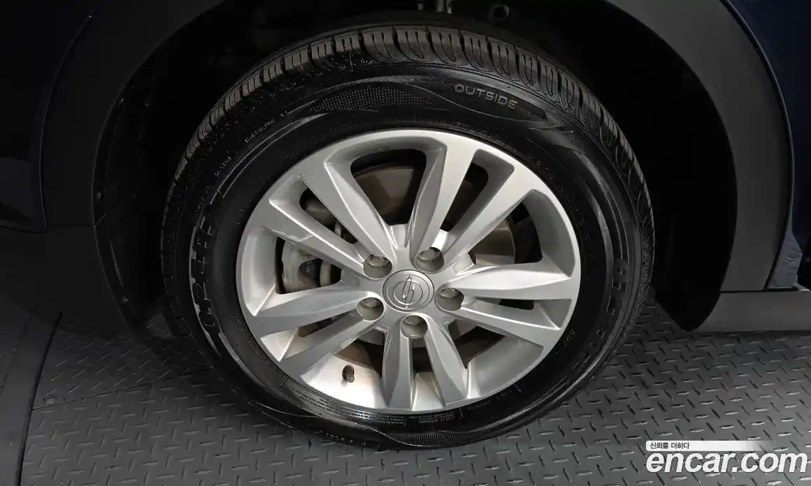 SsangYong TIBOLI 2016 1.6 Автомат в Москве № 25622, фото 10