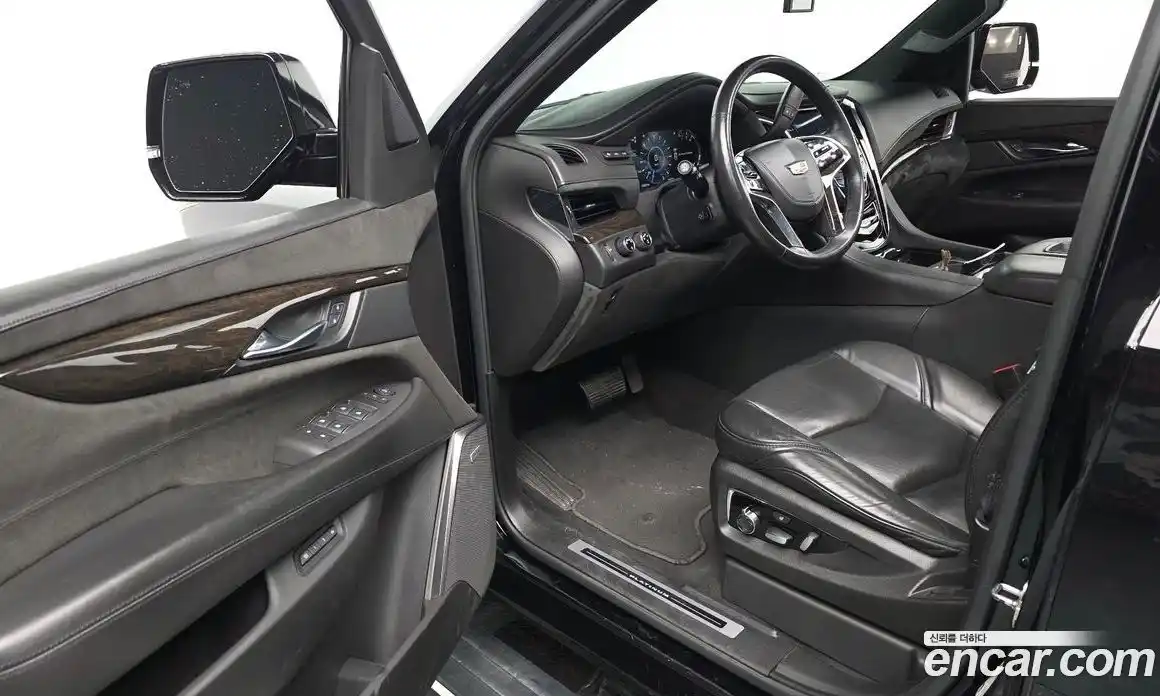 Cadillac Escalade 2016 6.2 Автомат в Москве № 256478, фото 13