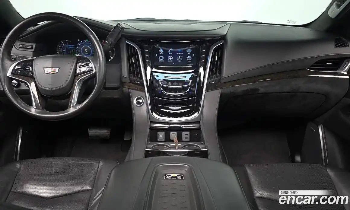 Cadillac Escalade 2016 6.2 Автомат в Москве № 256478, фото 18