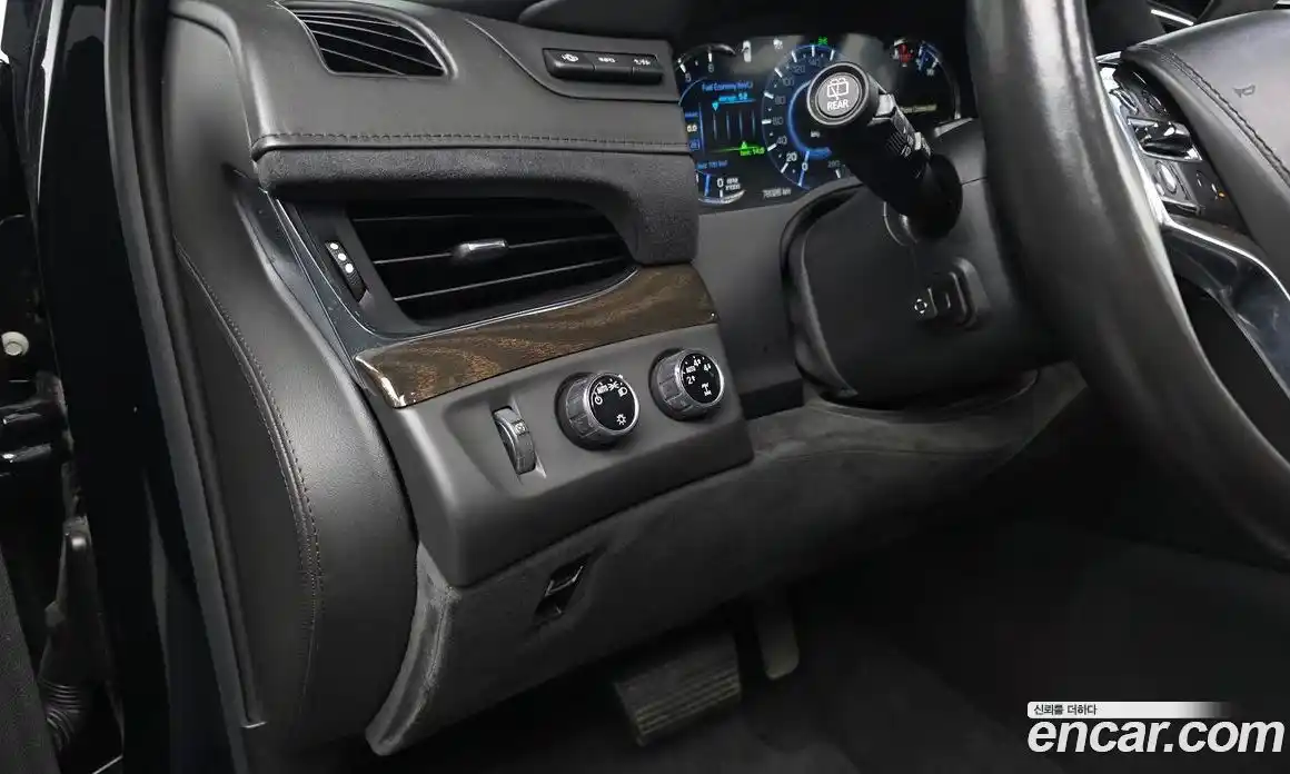 Cadillac Escalade 2016 6.2 Автомат в Москве № 256478, фото 7