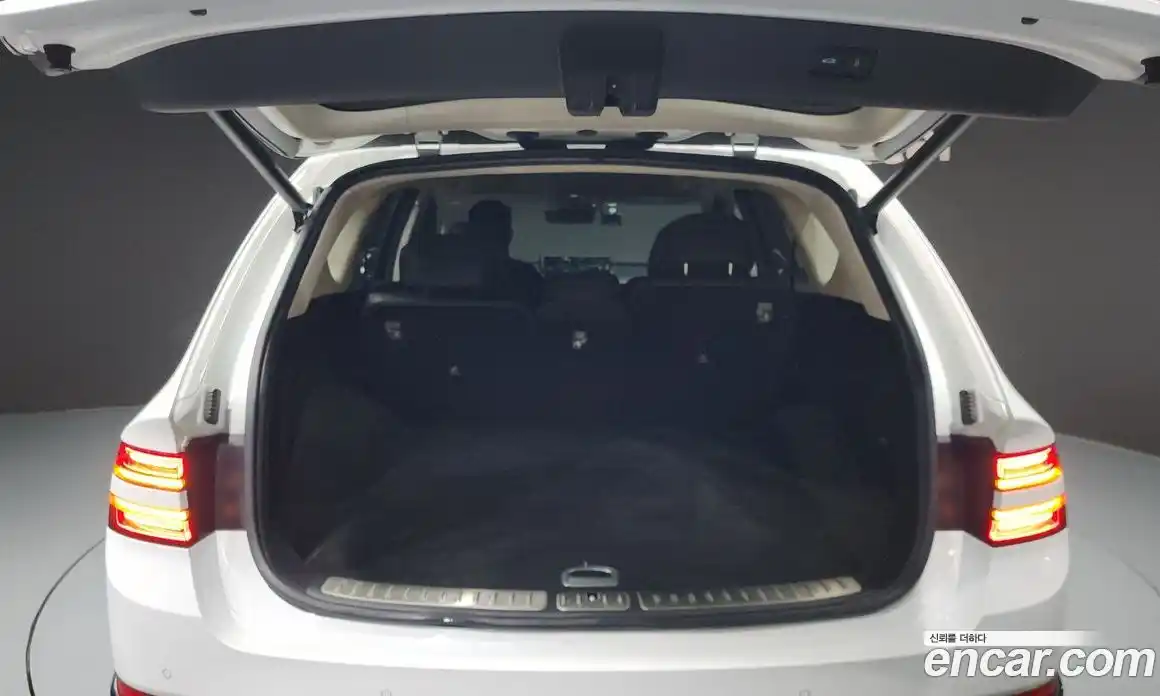 Genesis GV80 2022 2.5 Автомат в Москве № 26174, фото 8