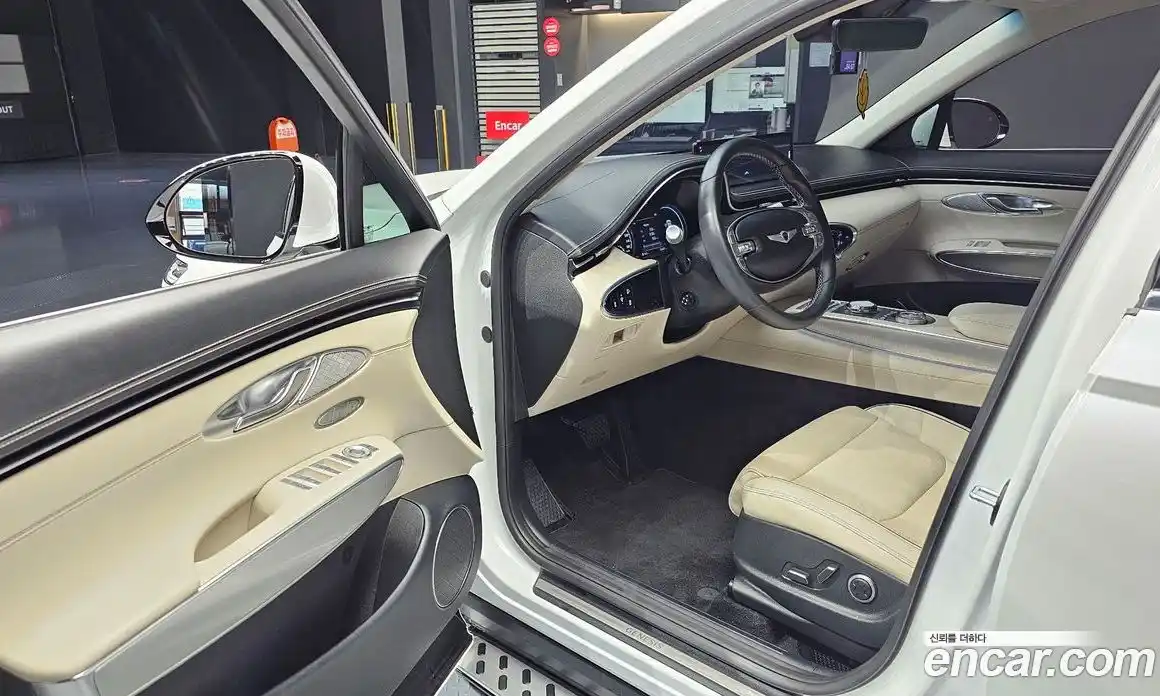 Genesis GV70 2024 2.5 Автомат в Москве № 26275, фото 10