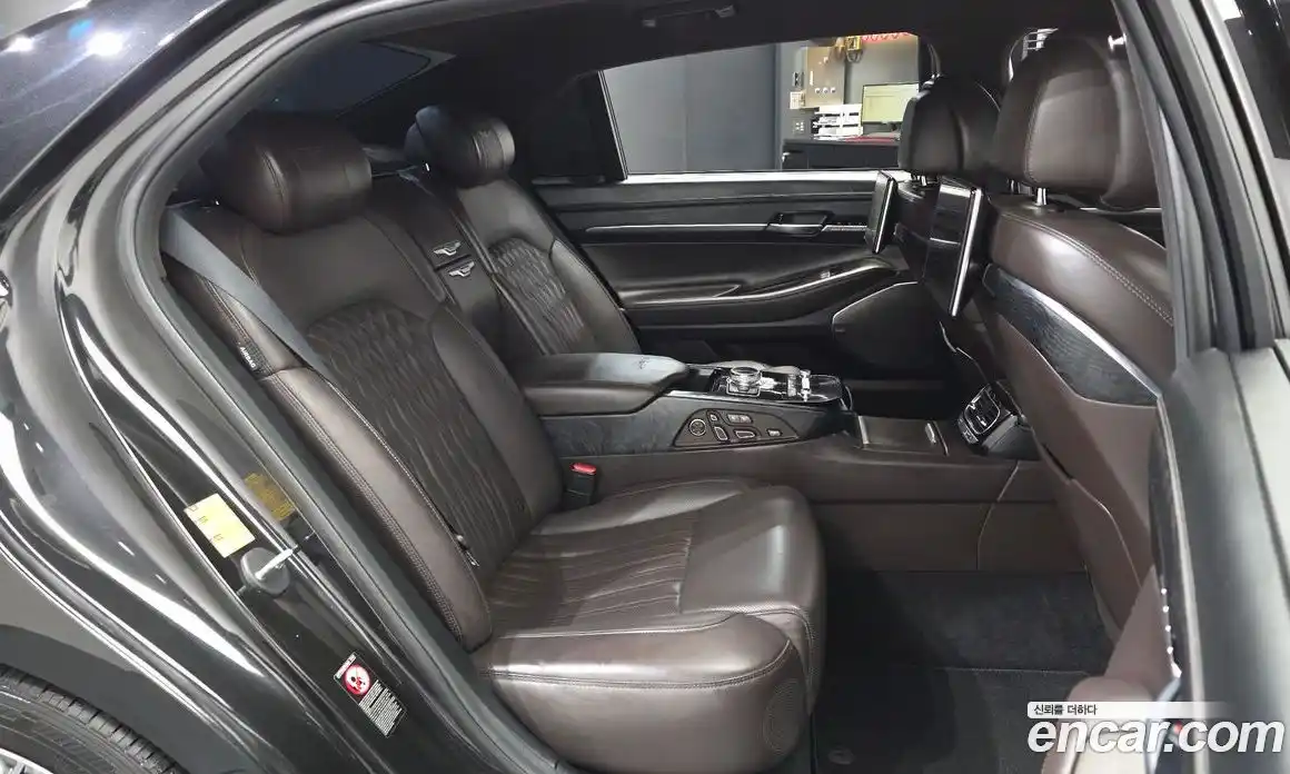 Genesis G90 2019 5.0 Автомат в Москве № 27219, фото 9