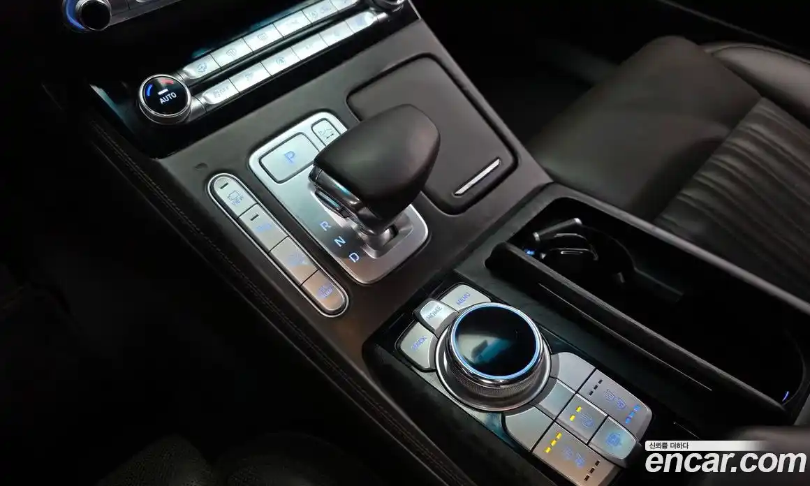 Genesis G90 2019 5.0 Автомат в Москве № 27219, фото 10