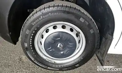 Renault Master 2019 2.3 Механическая в Москве № 275153, миниатюра 11