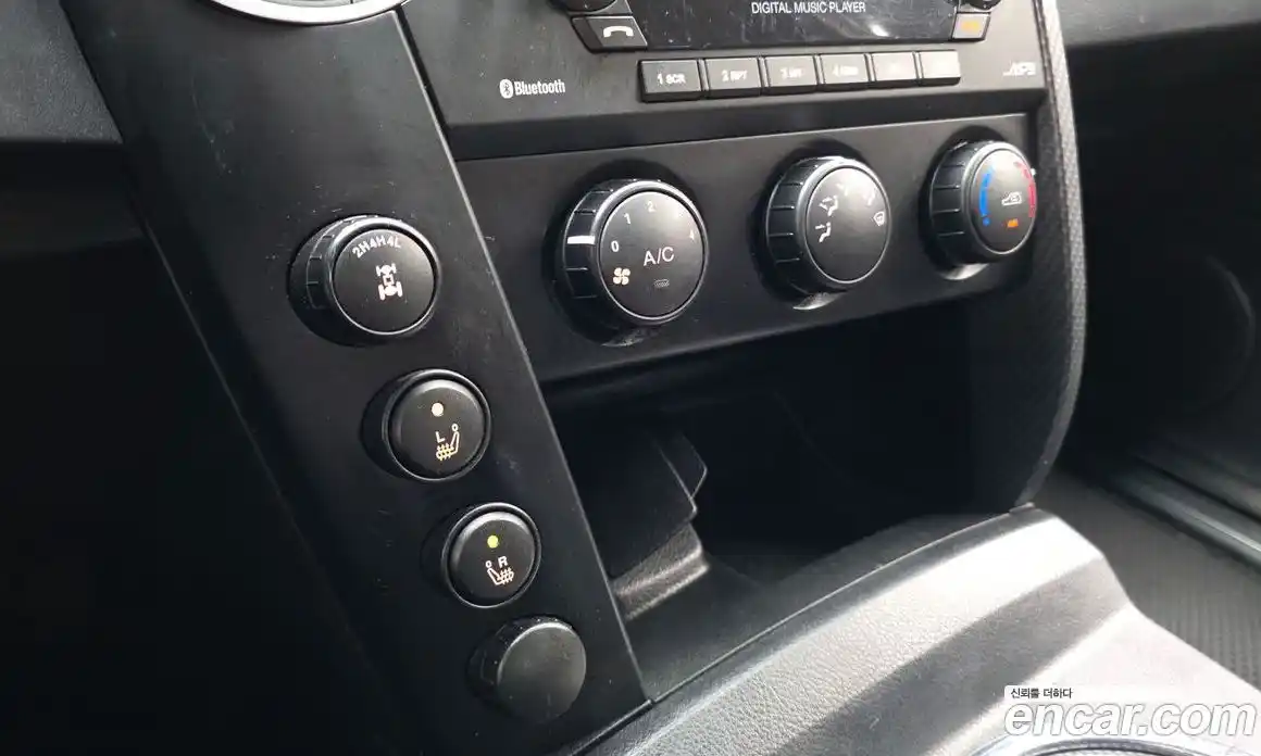 SsangYong Korando 2015 2.0 Автомат в Москве № 28765, фото 3