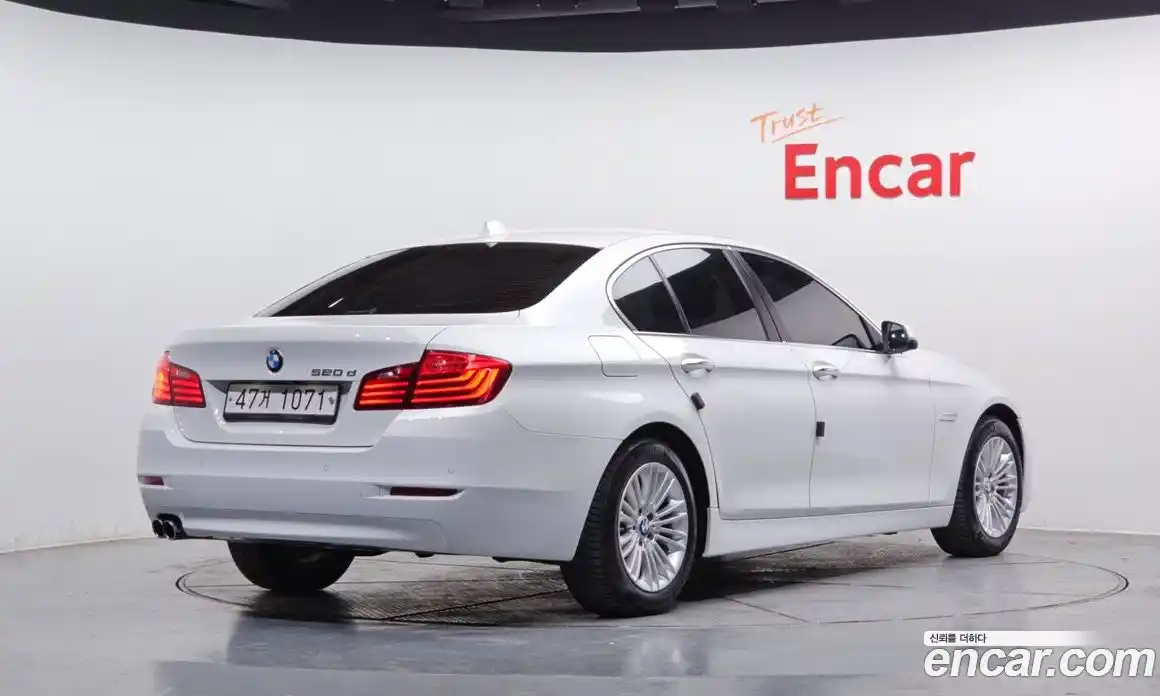 BMW 5-Series 2015 2.0 Автомат в Москве № 304527, фото 16