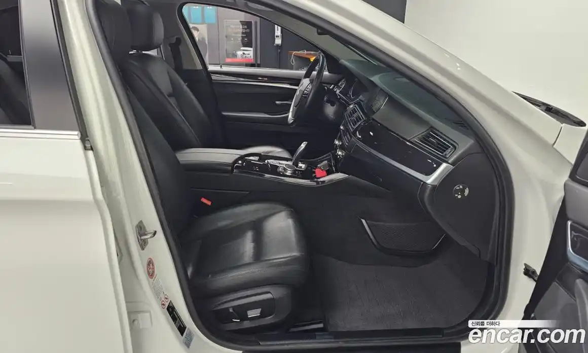 BMW 5-Series 2015 2.0 Автомат в Москве № 304527, фото 18