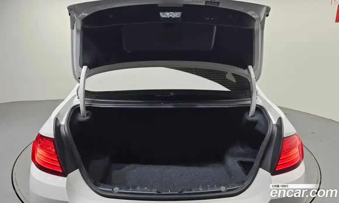 BMW 5-Series 2015 2.0 Автомат в Москве № 304527, фото 20