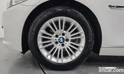 BMW 5-Series 2015 2.0 Автомат в Москве № 304527, миниатюра 9