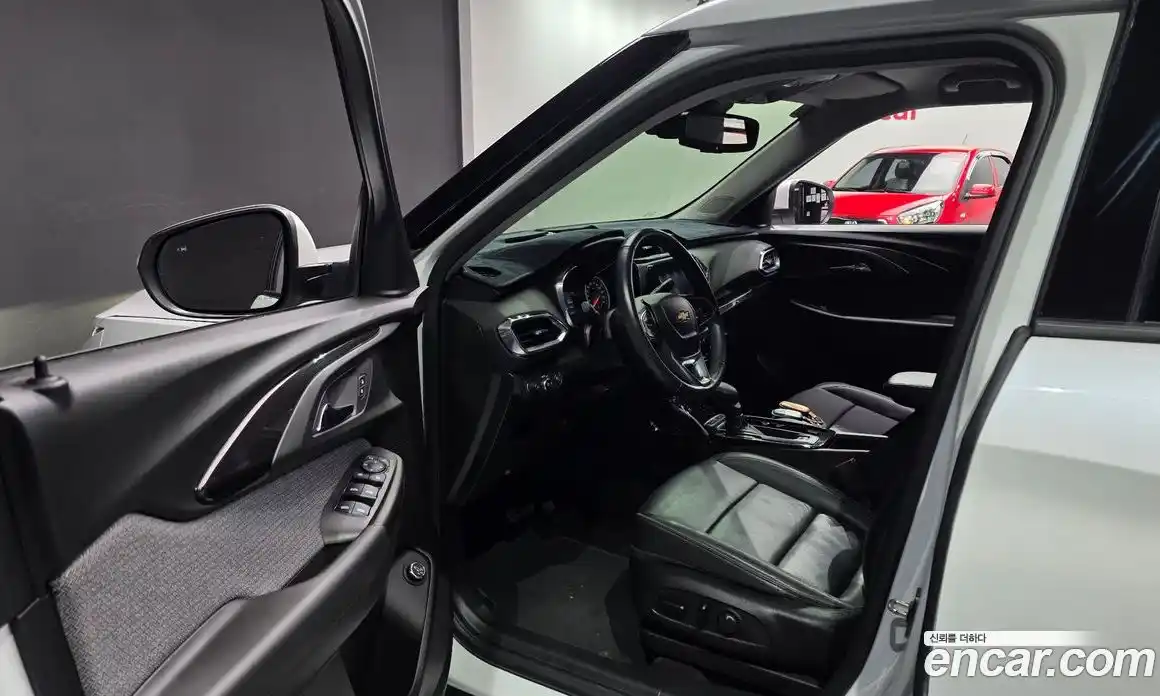 Chevrolet TrailBlazer 2021 1.3 Автомат в Москве № 314216, фото 12