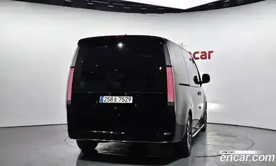 Hyundai Staria, 2025