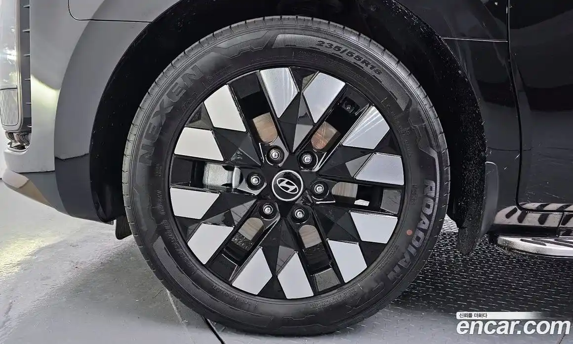 Hyundai Staria 2025 1.6 Автомат в Москве № 318428, фото 6