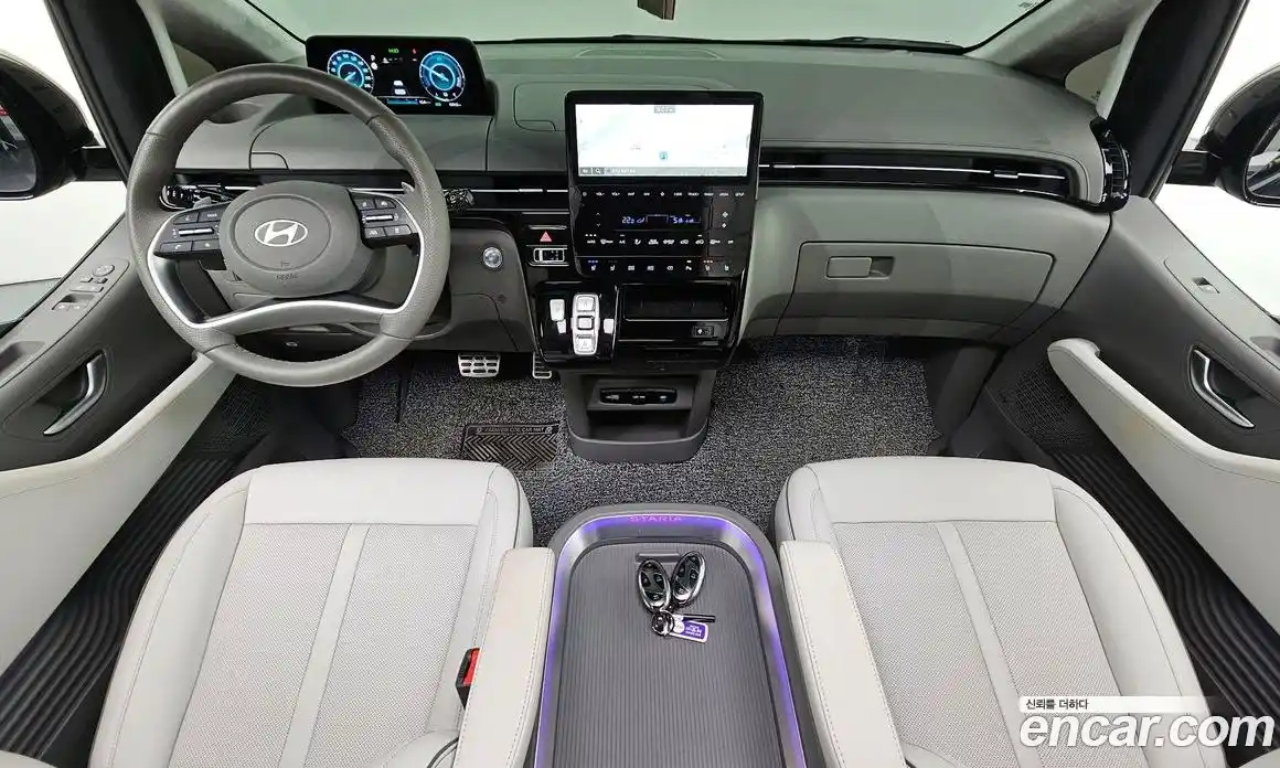 Hyundai Staria 2025 1.6 Автомат в Москве № 318428, фото 9
