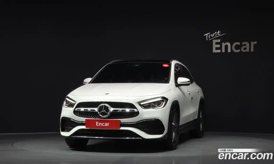 Mercedes-Benz GLA-Class 2021 2.0 Автомат в Москве № 322077, фото 11