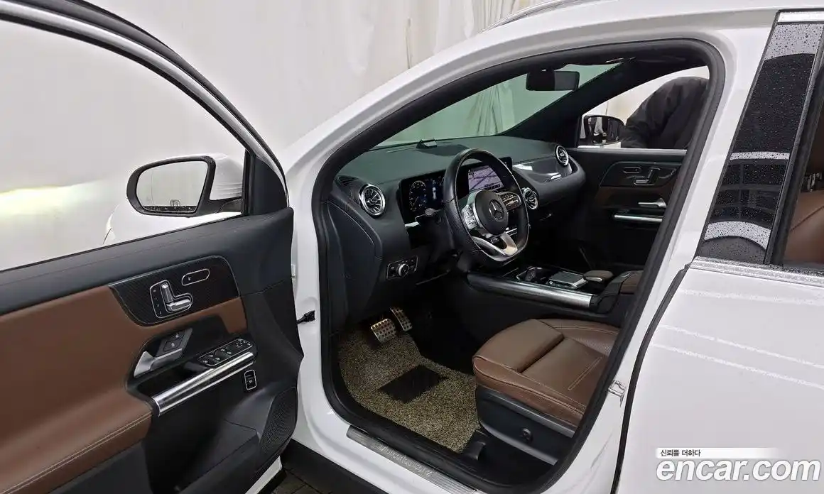 Mercedes-Benz GLA-Class 2021 2.0 Автомат в Москве № 322077, фото 16