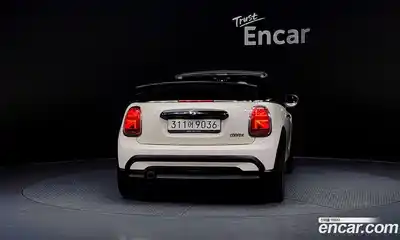 Mini Cooper Convertible 2022 1.5 Автомат в Москве № 329385, миниатюра 5