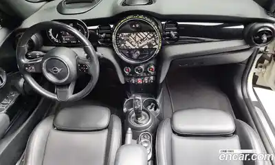 Mini Cooper Convertible 2022 1.5 Автомат в Москве № 329385, миниатюра 8