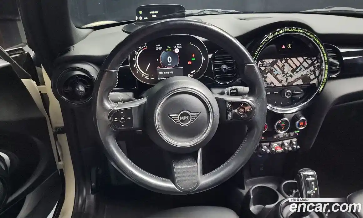 Mini Cooper Convertible 2022 1.5 Автомат в Москве № 329385, фото 10