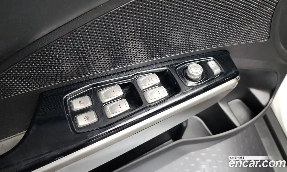 SsangYong TIBOLI 2018 1.6 Автомат в Москве № 33759, фото 16