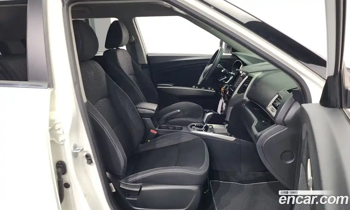 SsangYong TIBOLI 2018 1.6 Автомат в Москве № 33759, фото 3