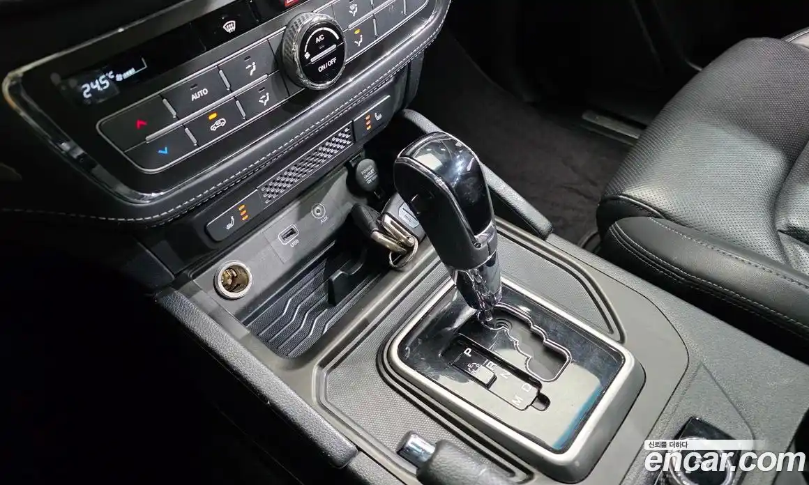 SsangYong Rexton 2018 2.2 Автомат в Москве № 34253, фото 8